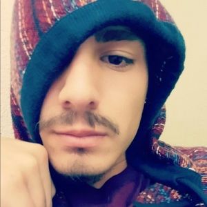 Meet your Posher, Tj